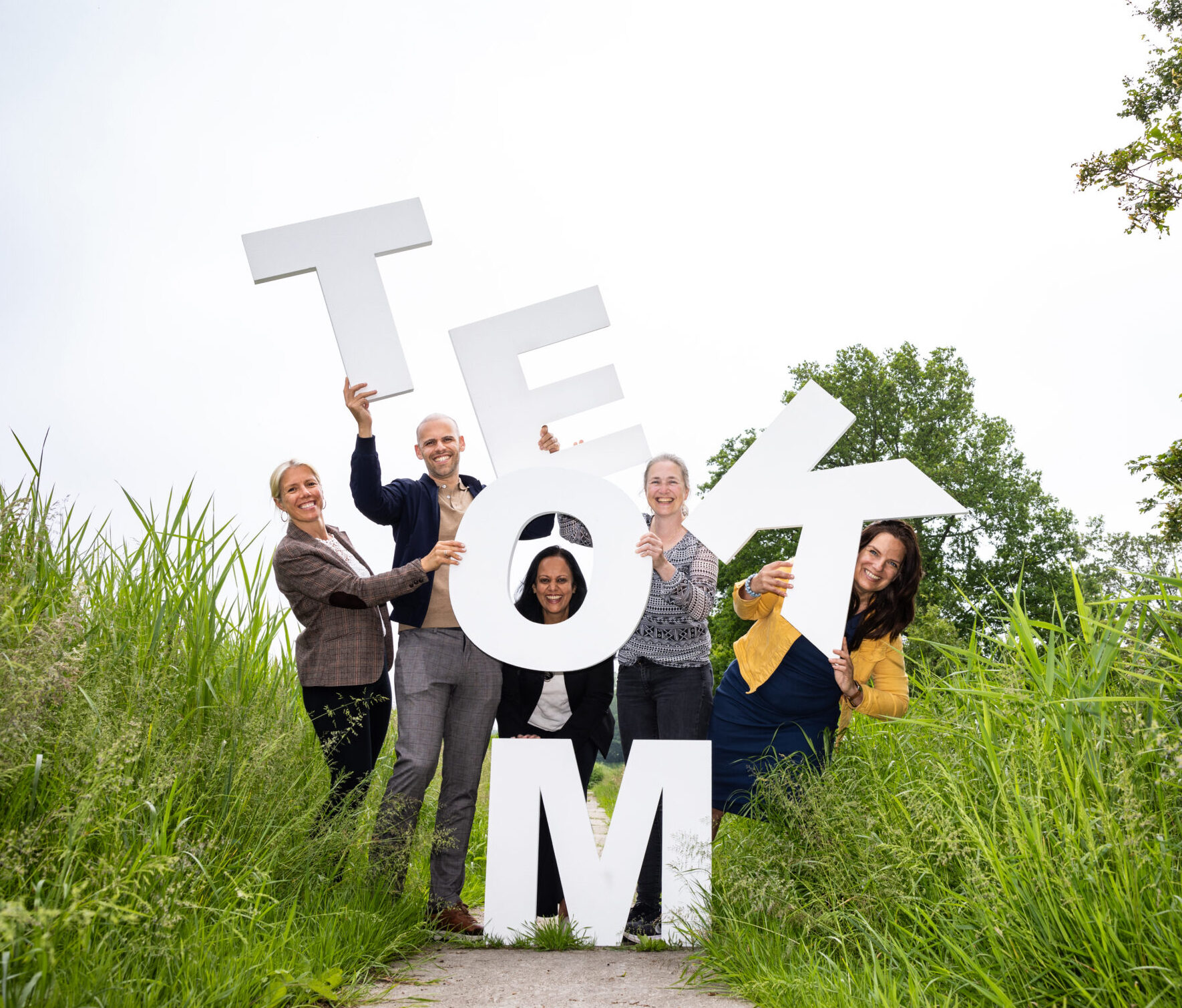 Tekom International, vakmanschap in taal sinds 1976, vertaalbureau waar taal tot leven komt.